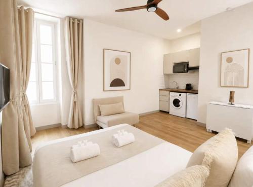 Saint Germain Deluxe Studio by Seine River