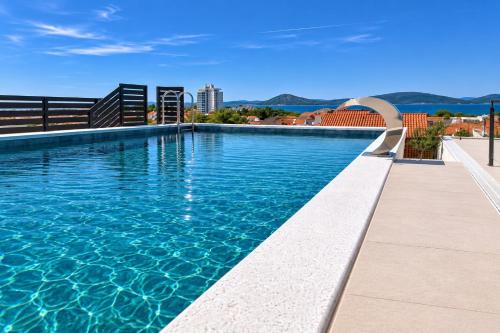 Apartments Maritea