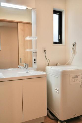 ISSHUKU -VITA 落合南長崎 II - Private 4BR House-Near Ikebukuro & Shinjuku-Up to 6 Guests