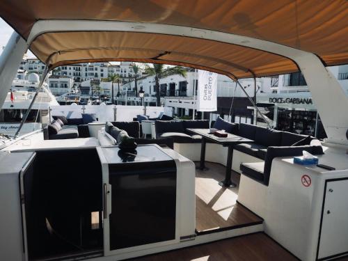 Live on a luxury 65ft yacht in Duquesa- Estapona