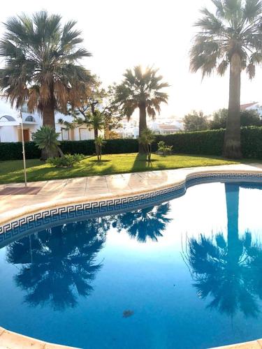 Spacious Pool & Patios