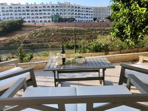 Spacious Pool & Patios