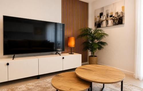 Premium Extended-Stay 2-Bed Apartment in Estepona