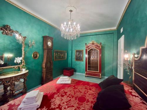 Roma Romantic Home