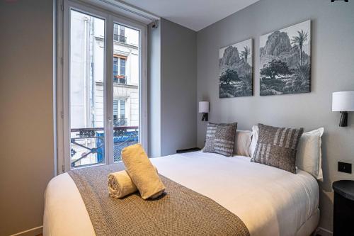 UrbanFlat 136 - Large Apartment in Paris Center