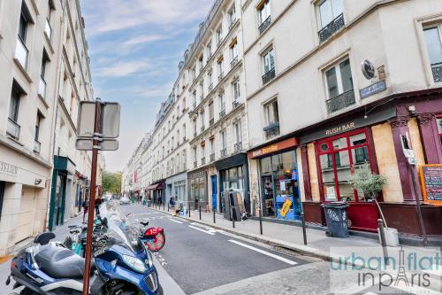 UrbanFlat 136 - Large Apartment in Paris Center