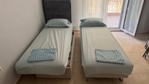 NAVIE GARDEN Getaway Peraia apartment near to beach