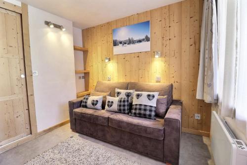 Résidence Boulevard - SUPER STUDIO DIVISIBLE PARFAITEMENT SITUE SKIS AUX PIEDS PROCHE DES COMMERCES MAE-7412