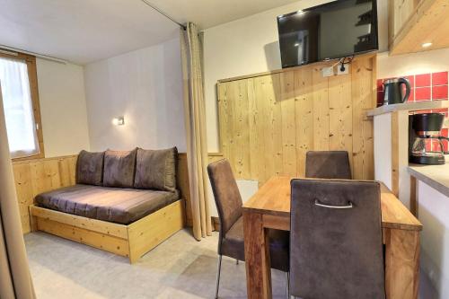 Résidence Boulevard - SUPER STUDIO DIVISIBLE PARFAITEMENT SITUE SKIS AUX PIEDS PROCHE DES COMMERCES MAE-7412