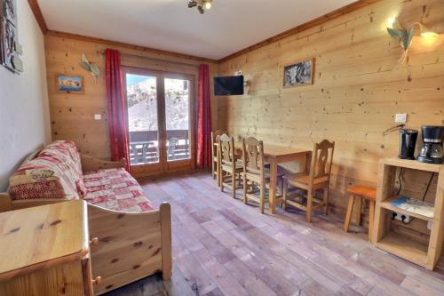 Résidence Proveres - 2 PIÈCES IDÉALEMENT SITUÉ SKIS AUX PIEDS MAE-7637