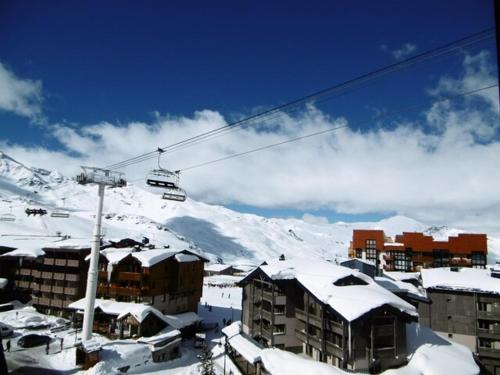 Résidence Eterlous - VAL THORENS location: appartement exceptionnel de 55 m2 dans le centre, rénovation haut de gamme MAE-9026