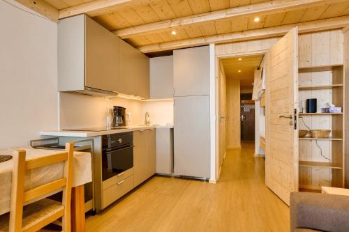 Résidence Serac - VAL THORENS location: studio cabine pour 4 personnes dans le haut de la station MAE-9032