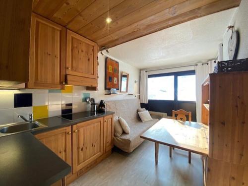 Résidence Vanoise - Val Thorens location: Belle vue, appartement 4 personnes chaleureux, centre station MAE-9047