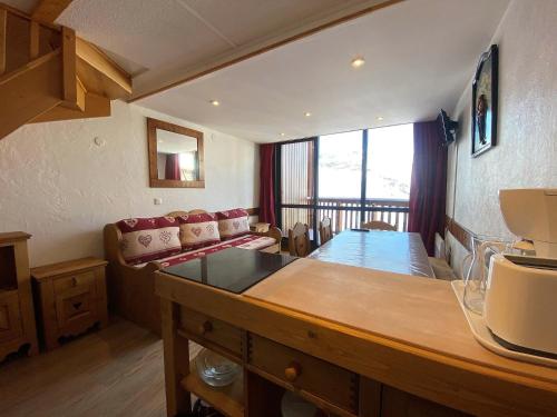 Résidence Silveralp - Val Thorens location: Duplex rénové en dernier étage, proche garderie et école de ski MAE-9064