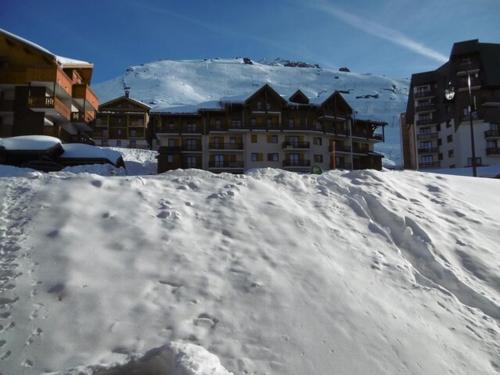 Résidence Neves - VAL THORENS location: Studio pour 4 personnes dans un quartier animé (LES NEVES) MAE-9082