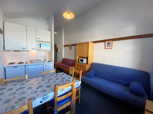 Résidence Reine Blanche - VAL THORENS location: Studio pour 4 personnes dans un quartier calme MAE-9090