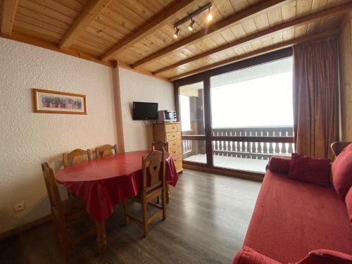 Résidence Lac Du Lou - VAL THORENS location: joli studio pour 4 avec une belle vue MAE-9093