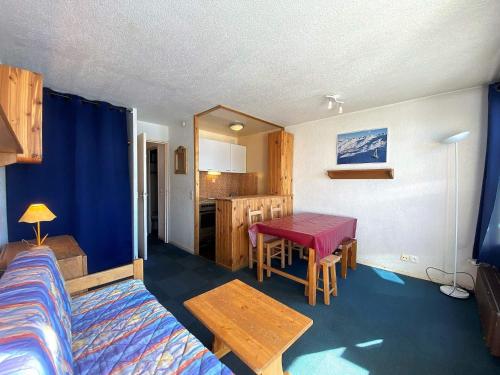 Résidence Neves - VAL THORENS location: Studio pour 4 personnes dans un quartier jeune et animé (LES NEVES) MAE-9095