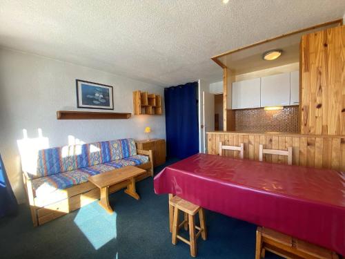 Résidence Neves - VAL THORENS location: Studio pour 4 personnes dans un quartier jeune et animé (LES NEVES) MAE-9095