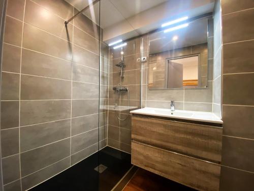 Résidence Neves - VAL THORENS location: Studio pour 4 personnes dans un quartier animé (LES NEVES) MAE-9097