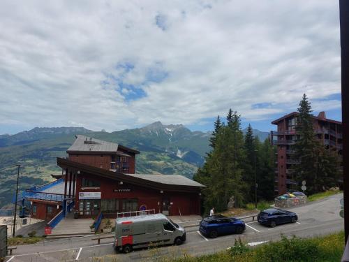 Résidence Vogel - Agréable duplex 6 personnes avec une très belle vue sur la vallée dans le village de Charmettoger à Arc 1800 MAE-1693