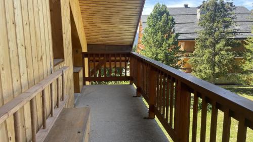 Résidence Les Cytelles - Appartement 2 pièces rénové, 5 personnes à Meribel Altiport au pied des pistes et proche du golf MAE-1751