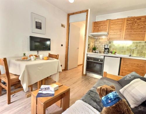 Résidence Hameaux De Val - Studio pour 2 personnes situé à Val d'Isère à 600m du centre du village et des pistes MAE-1854