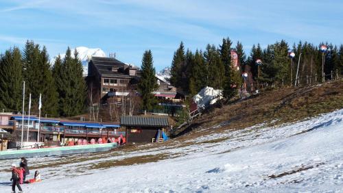 Résidence Tournavelles - Bel appartement 4 pièces pour 8/10 personnes en duplex, avec vue sur les pistes, skis aux pieds et proche des commerces dans le MAE-1864