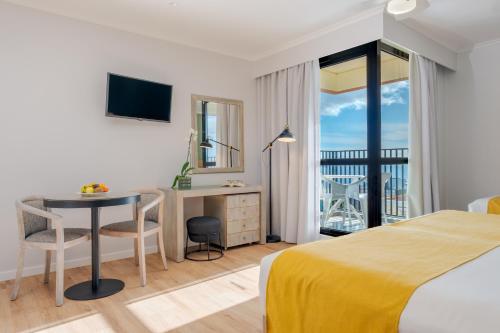 Dorisol Buganvilia Studio Hotel