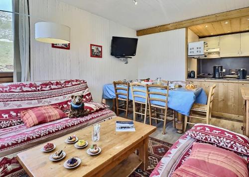 Résidence Les Roches Rouges A Ou B - Appartement agréable de 4 pièces pour 8 personnes à Tignes proche des commerces et des pistes dans le quartier du Lavachet MAE-1994