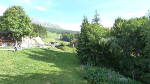 Résidence Nova - Appartement 2 pièces 6 personnes proche des pistes, des commerces, de la garderie et de l'ESF au centre de la station d’Arc 1800 MAE-2029