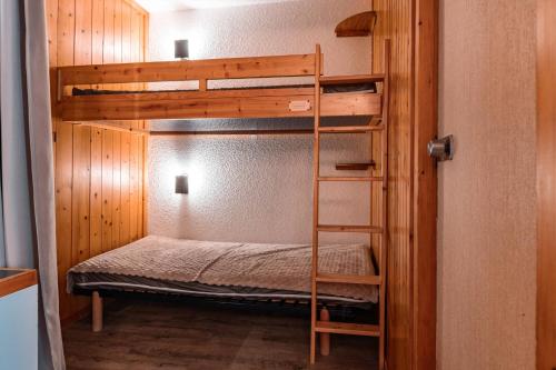 Résidence Nova - Appartement 2 pièces 6 personnes proche des pistes, des commerces, de la garderie et de l'ESF au centre de la station d’Arc 1800 MAE-2030