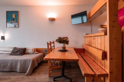 Résidence Nova - Appartement 2 pièces 6 personnes proche des pistes, des commerces, de la garderie et de l'ESF au centre de la station d’Arc 1800 MAE-2030