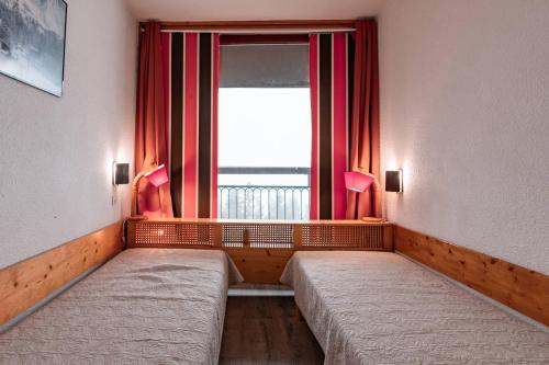 Résidence Nova - Appartement 2 pièces 6 personnes proche des pistes, des commerces, de la garderie et de l'ESF au centre de la station d’Arc 1800 MAE-2030