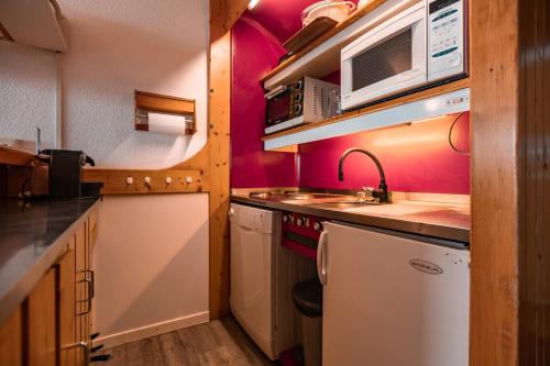 Résidence Nova - Appartement 2 pièces 6 personnes proche des pistes, des commerces, de la garderie et de l'ESF au centre de la station d’Arc 1800 MAE-2030