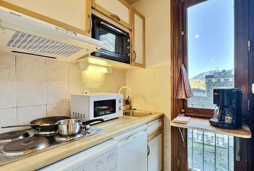 Résidence Grand Tichot B2 - Appartement 2 pièces 5 personnes à Tignes proche des pistes et des commerces dans le quartier du Val Claret. Appartement situé MAE-2055