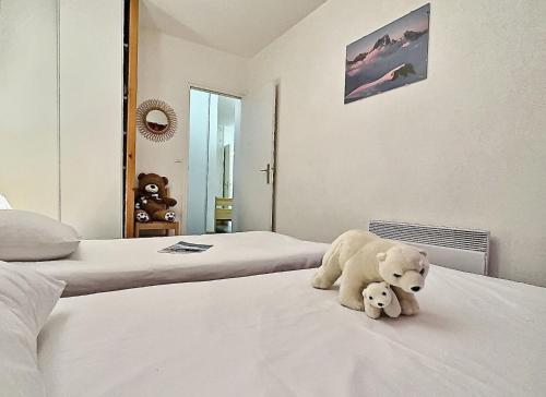 Résidence Le Bec Rouge - Appartement 3 pièces 8 personnes à Tignes ski aux pieds et proche des commerces dans le quartier du Lac. Grand espace de vie, cu MAE-2001