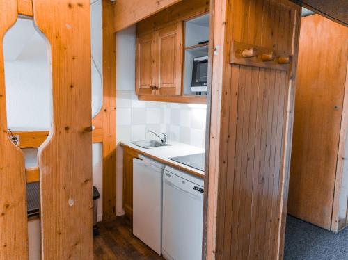 Résidence Nova - Appartement 2 pièces 6 personnes proche des pistes, des commerces, de la garderie et de l'ESF au centre de la station d’Arc 1800 MAE-2042