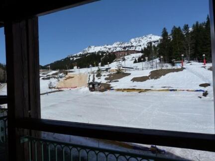 Résidence Tournavelles - Appartement 2 pièces 5 personnes avec vue sur les pistes, skis aux pieds et des commerces, proche de l'ESF et de la garderie dan MAE-2071