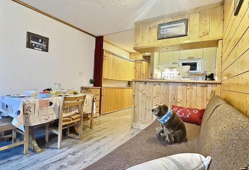 Résidence Le Pramecou - Joli studio 4 personnes à Tignes proche des pistes et des commerces dans le quartier du Val Claret. Appartement situé au 5ème ét MAE-2133