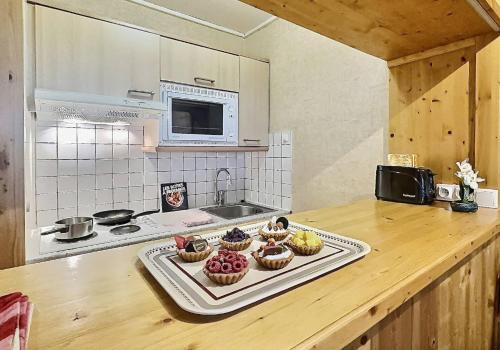 Résidence Le Pramecou - Joli studio 4 personnes à Tignes proche des pistes et des commerces dans le quartier du Val Claret. Appartement situé au 5ème ét MAE-2133