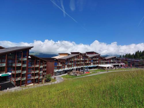 Résidence Tournavelles - Appartement 2 pièces 6 personnes en duplex, avec vue sur les pistes, skis aux pieds et proche des commerces, dans le village des MAE-2187