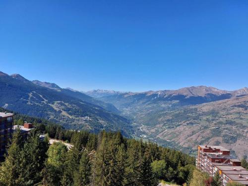 Résidence Nova - Appartement 2 pièces 6 personnes proche des pistes, des commerces, de la garderie et de l'ESF au centre de la station d’Arc 1800 MAE-2178