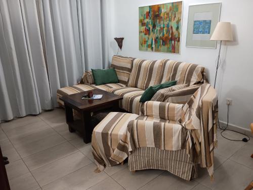 Casa Arrigo - Splendido bungalow centrale con grande terrazza e vista mare