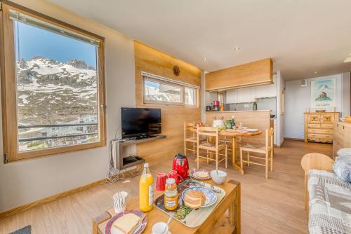 Résidence Tour Du Lac - Appartement 3 entièrement rénové, vue époustouflante MAE-3431