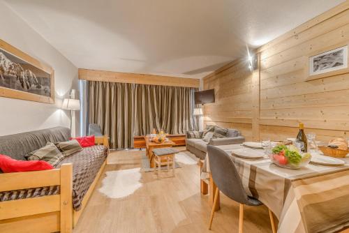 Résidence Bec Rouge - Appartement rénové 3, ski au pied, vue lac MAE-3464