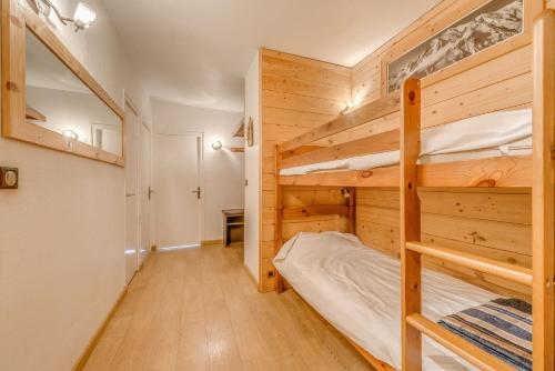 Résidence Bec Rouge - Appartement rénové 3, ski au pied, vue lac MAE-3464