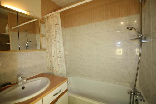 Résidence Home Club 1 - Plusieurs studios disponibles pour vos séjours en famille ou entre amis MAE-3593