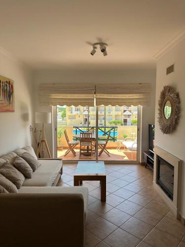 Sunny Apartment near Falésia Beach