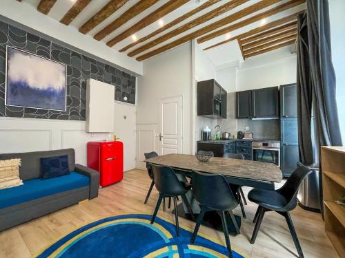 UrbanFlat 44 - Perfectly Located Apartment in center of Paris